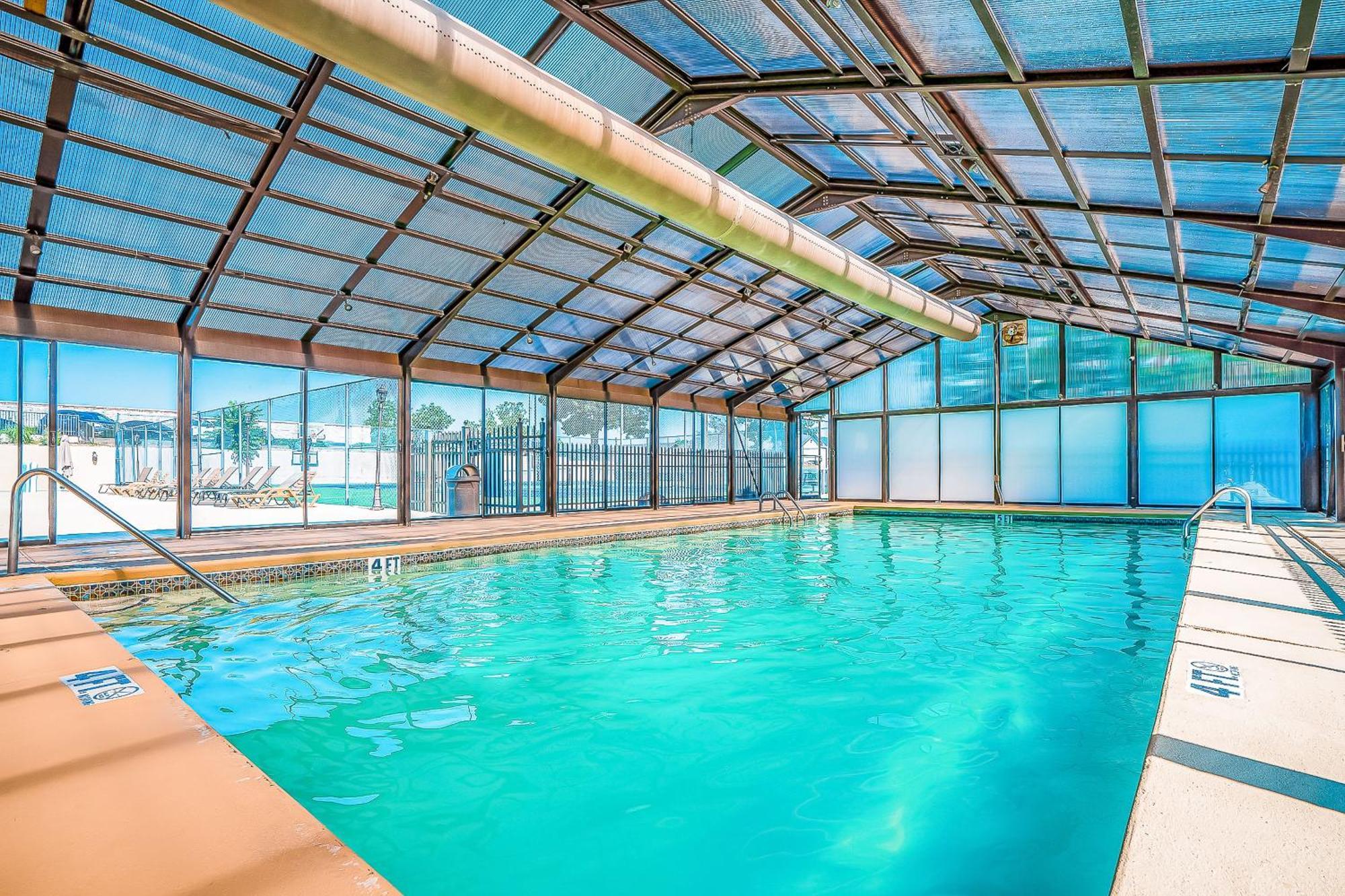 Couples Paradise & Retreat On The 18Th Branson Pokoj fotografie